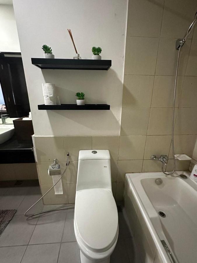 Suites De Marina Manila With Netflix Eksteriør bilde