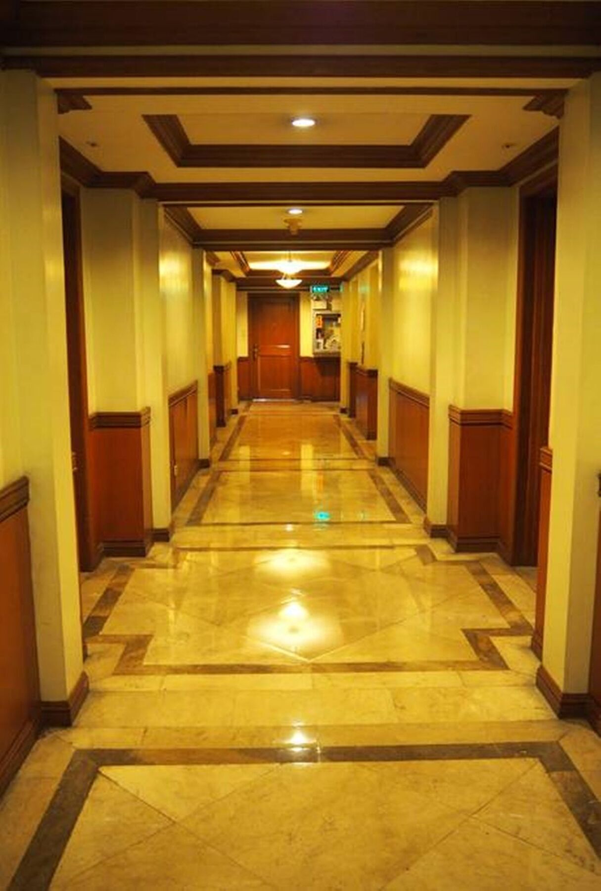 Suites De Marina Manila With Netflix Eksteriør bilde